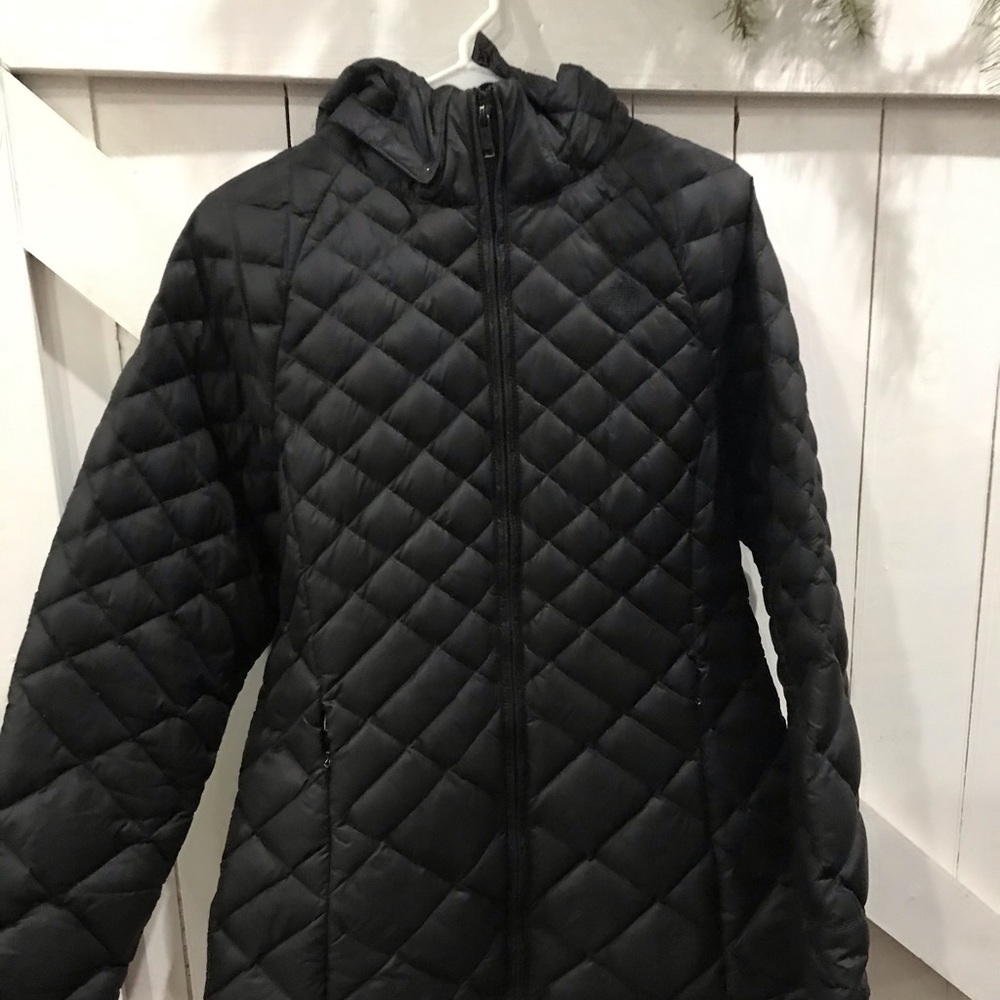 Ladies Northface Large down jacket